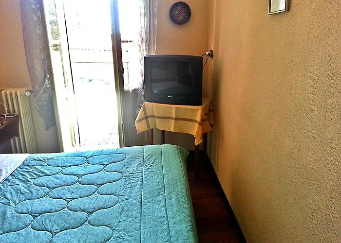 Eden Otel *